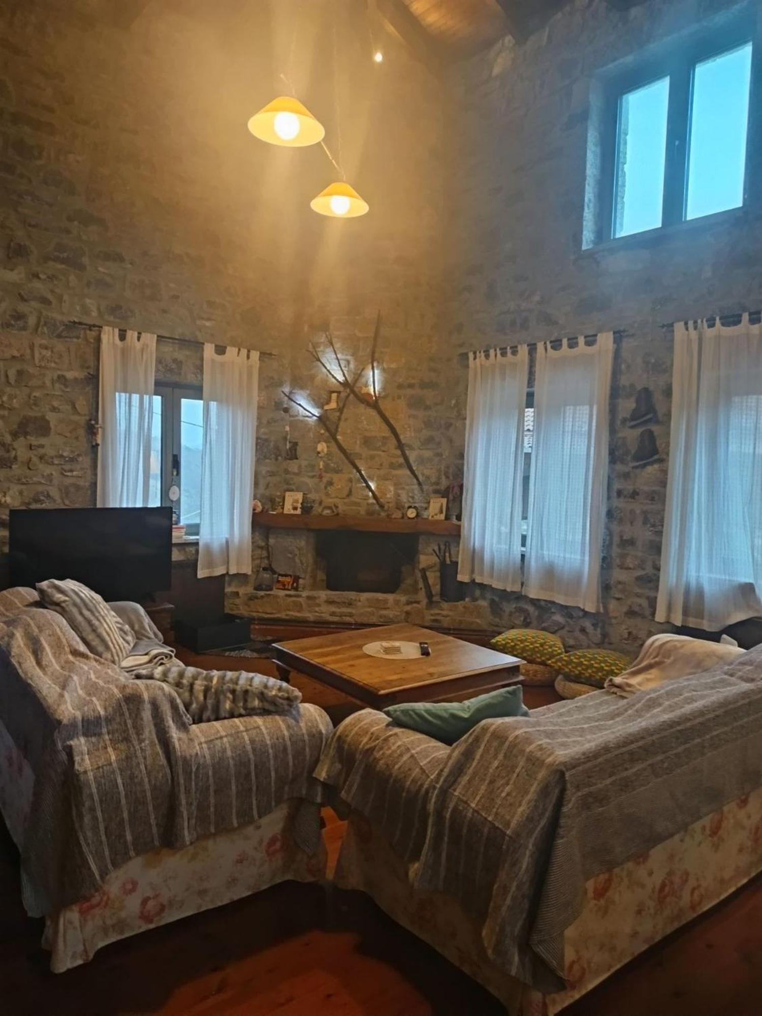 Vitina Number 5 Apartment Exterior photo