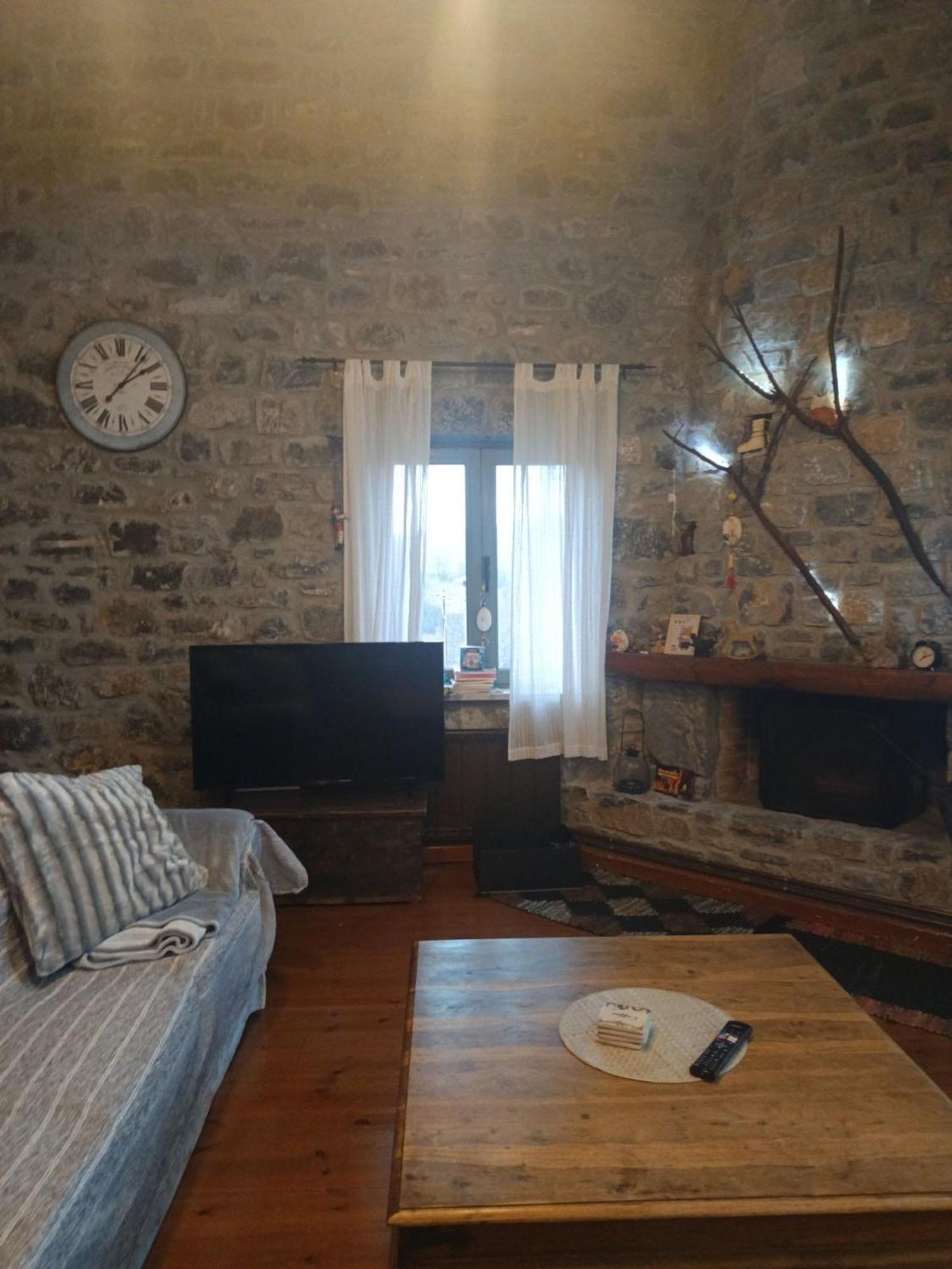 Vitina Number 5 Apartment Exterior photo